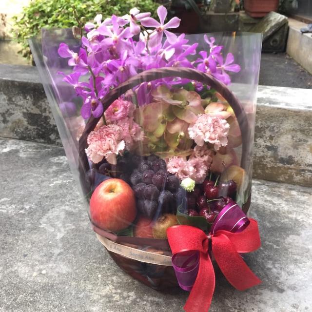 【santa ana】亲切慰问的最佳选择(鲜花水果篮组合)