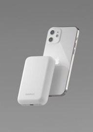 MOMAX - MagSafe 磁吸無線充流動電源 5000mAh - Q.Mag Power(白色)尿袋充電寶移動電源行動電源快叉隨叉 iPhone13 IP97W