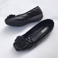 Tripper รองเท้าคัชชูผู้หญิง สีดำ รุ่น SW38