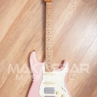 SQOE Stratocaster Roasted Maple Neck Electric Guitar SEST600 ShellPink