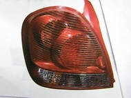 NISSAN SENTRA 180 N16 M1 後燈 尾燈 (底紅白,透明殼) 另有各車系引擎,板金,底盤零件 可詢問
