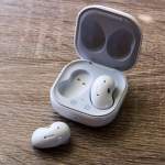 Galaxy buds live (White)