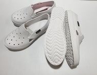 รองเท้าคัชชูเนื้อไฟล่อน kugarang สีขาวล้วน เบอร์ 36-43