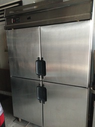 Combi Cabinet (Freezer &amp; Chiller) 4 Door Kondisi Bekas