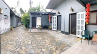 住宿 玫瑰園原泉湯屋 溫泉/同學會/家庭旅遊/社團/包棟/烤肉/麻將/KTV 透天式大庭院(16-28人) 礁溪鄉, 台灣地區