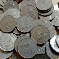 Malaysia lama seri gedung 50 sen tahun campur koin asing