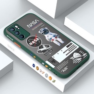 UCUC Ada Casing Ponsel Case untuk Casing Hp OPPO Reno6 Reno 6 4G OPPO Reno6 5G Reno 6 5G Case Kreatif NASA Amerika Ruang Astronot Sisi Edge Pola Desain Ponsel Case Frosted Keras Transparan Casing Shockproof Penutup Penuh Kamera Melindungi Case