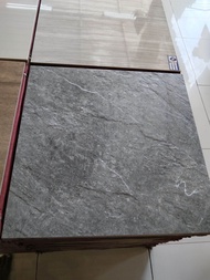 Granit lantai carpot kasar 60×60 Merapi grey