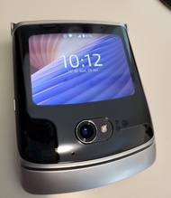 Motorola MOTO Razr 5G 2021 version