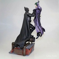 Marvel Batman VS Joker Statue Action Figure Toy 300mm Diorama Figurals Model Toys Anime Batman Joker Figurine Brinquedos