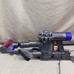 Dyson V6 Fluffy 無線吸塵機 軟絨毛滾筒吸頭未用過 功能正常,電池正常
