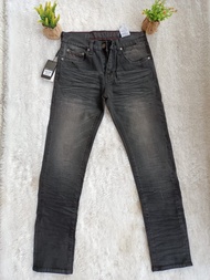 celana JEANS EMPORIO ARMANI original terbaru//celana jeans pria//pakain pria//celana reguler pria//celana EMPORIO ARMANI panjang//EMPORIO terbaru
