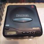 SONY D-11 DISCMAN WALKMAM CD PAYER 全正常