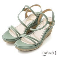 DIANA 8cm 質感牛皮幾何線條繞帶彈力S勾草編楔型涼鞋-簡約樂活-湖水綠