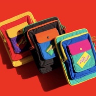 Wiggle wiggle : Pocket ipad pouch 11”