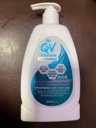 QV light moisturising cream 350ml