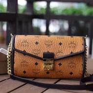 【สไตล์แฟชั่น!! 】MCM Lady 'S Millie ชุดใหม่สไตล์กระเป๋าสะพายไหล่กระเป๋าสะพาย