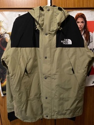 Brand new THE NORTH FACE 1990 GORE-TEX MOUNTAIN JACKET