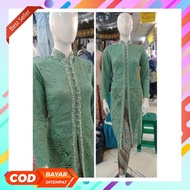 Baju Kebaya Modern Wanita 2022 Pesta Songket Motif Perempuan Simple Murah Meriah Wisuda Atasan Couple Elegan Brukat Bagus Cantik Cewek Model Import Tunangan 1 Set Terbaru 2021 Mewah Set Kebaya Ibu Besan Model Tunik VM857