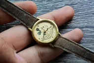 นาฬิกา Vintage มือสองญี่ปุ่น Alba ระบบ Quartz ผู้หญิง สายหนัง Mickey Mouse ของแท้ 100% เปลี่ยนถ่านใหม่แล้ว หน้าปัด 28mm
