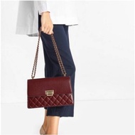 TAS WANITA CHARLES AND KEITH