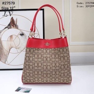 กระเป๋าคล้องมือ/คล้องแขนcoach ขนาด12" งานผ้า
