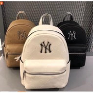 กรเป๋าสะพาย กระเป๋าเป้ กระเป๋าแฟชั่น (Preorder) MLB NY กระเป๋าเป้หนัง mini แบบใหม่สวยหรูมากค่ะ งาน แท้ %สินค้าคุณภาพ จัดส่งเร็ว
