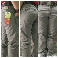 celana kanvas cardinal pria // celana reguler cardinal pria // celana fashionable cardinal pria