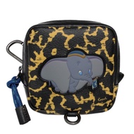COACH x Disney黑色豹紋小飛象方型腰間掛式迷你包