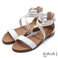 DIANA 1.8cm 質感牛皮金屬飾條環繞羅馬低跟涼鞋-白