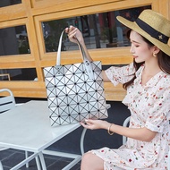 【Issey Miyake】 Japan's 2021 new Japan and South Korea shoulder bag women's ins2021 new