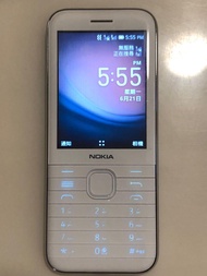 Nokia 8000 白色(4G)-99% 新。香港行貨買入。(可作WiFi 蛋用，安心出行，Whatsapp，雙卡雙待。 Nokia 8110, 6260F 後出的機) (歡迎可使用八達通，消費者卷付款)