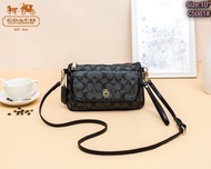 กระเป๋าแบรนด์Coachงานปั๊มSize.10 ขนาดโดยประมาณ อุปกรณ์ ที่ได้รับ ถุงผ้า การ์ด