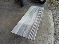 Granit tangga Motif marmer abu Onix grey 30x60,30x80,30x90,30x100,30x120