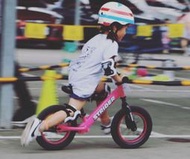 STRIDER 滑步車