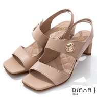DIANA 6.7cm質感羊皮方頭寬板金屬釦魔鬼氈露趾高跟涼鞋-粉