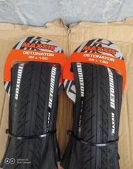 BAN LUAR MAXXIS DETONATOR 26 X 1.5
