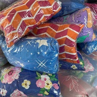 Pillow, kapok pillow stuffed with rag, kapok rag, assorted colors, can't choose color.