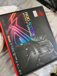 華碩ROG STRIX X570-F GAMING (保固中)