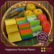 [Kueh Kueh] HAPPINESS NYONYA PLATTER (18 pcs)