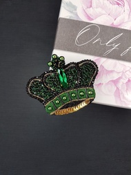 Green embroidered crown brooch, Beaded Crown Brooch, Royal Crown handmade pin