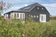 住宿 Hyggeligt sommerhus i nordisk stil ved vesterhavet 約靈, 丹麥