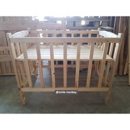 Palochina Wood Foldable Baby Crib
