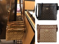 美國正品COACH F29210 黑咖色、卡其咖色 方包 斜背包 側背包 扁包(頭層真皮+ 防刮PVC材質).新品經典不敗款-- (Outlet 直購100%正品櫃購入) -附購證.*vivi shop*