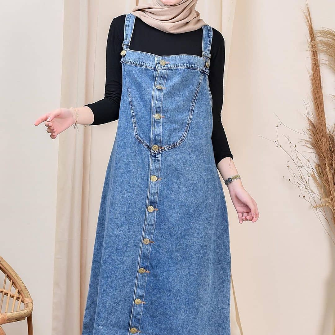 ootd overall jeans hijab