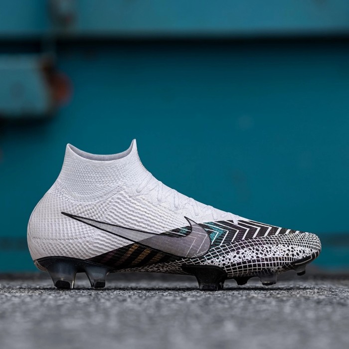 harga sepatu bola nike mercurial superfly 360