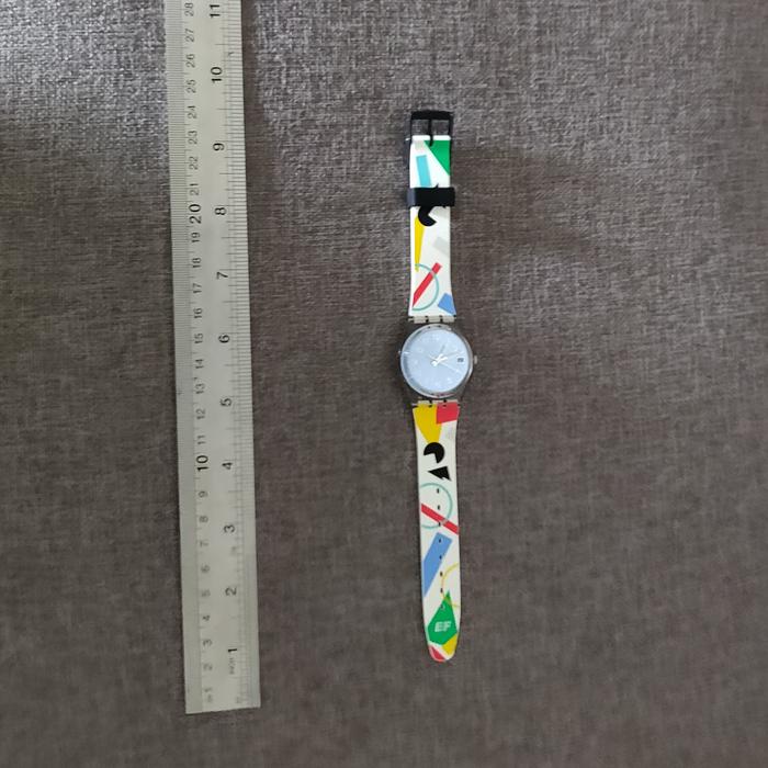 swatch ll124