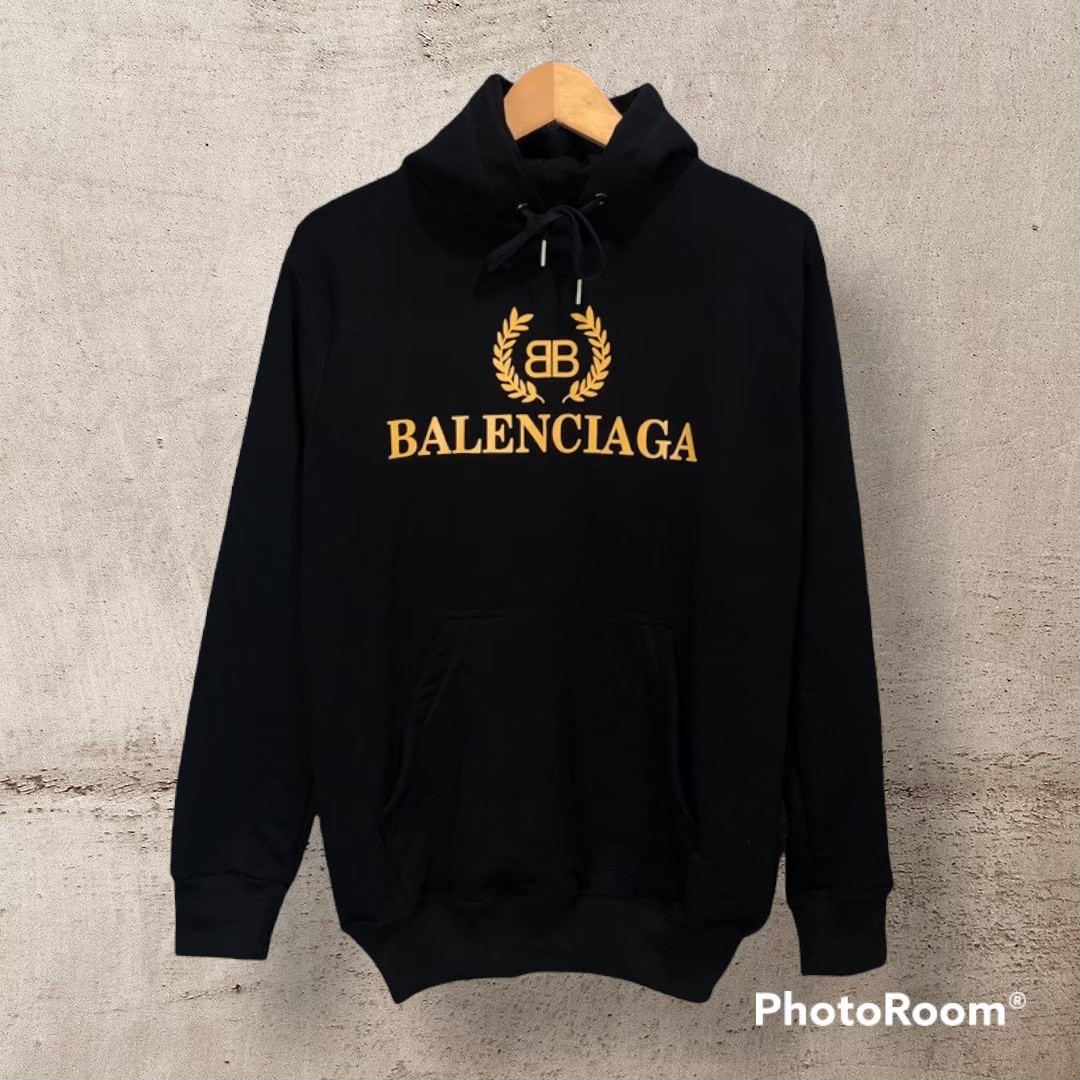 balenciaga sweater original