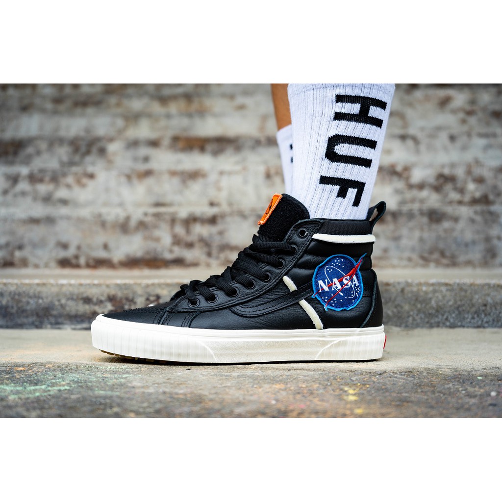 vans sk8 hi nasa