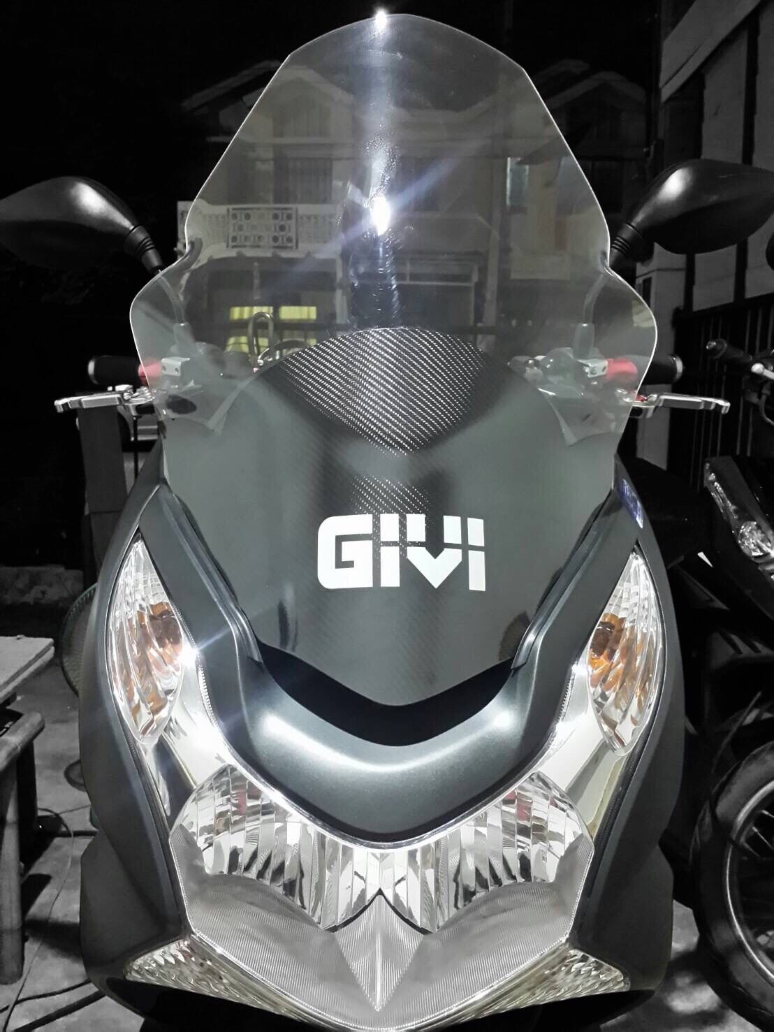 ランキング第1位 GIVI D1190ST スクリーン HONDA PCX 125 21 - 22 専用